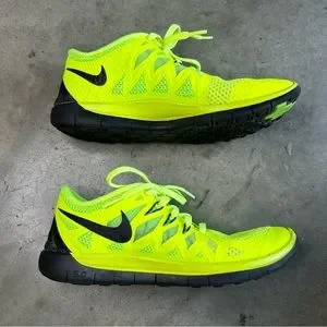 Nike Free Run 5.0 Neon Yellow Running Shoes Youth Size 6.5